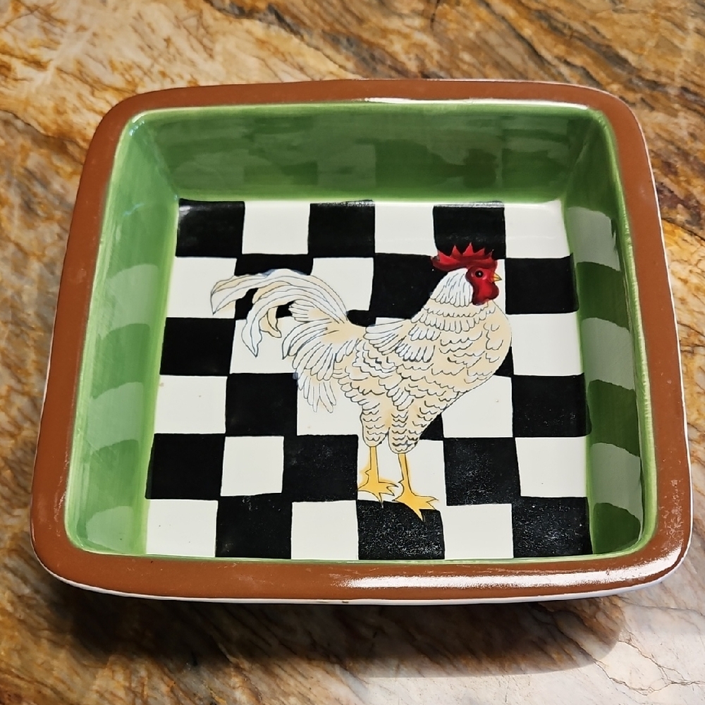 HOME ESSENTIALS & BEYOND ceramic Checkerboard Rooster Square Baking Dish. 